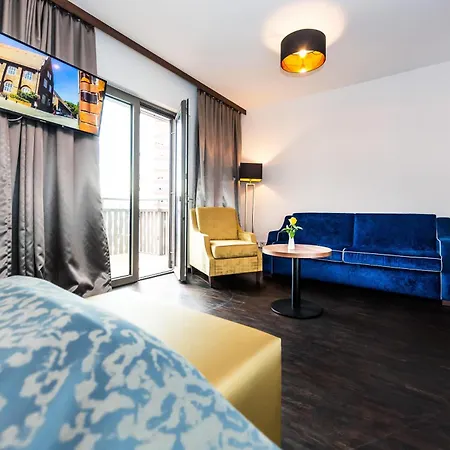 Best Western Plus Royal Suites-2